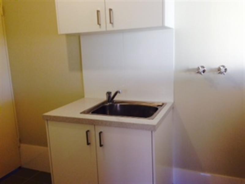 32 Vergulde Road, Regents Park QLD 4118