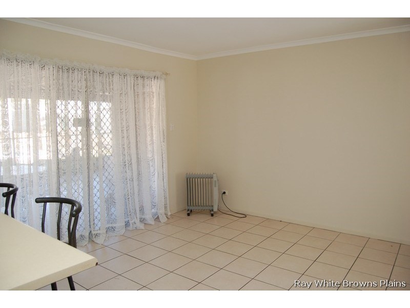 11 Vansittart Road, Regents Park QLD 4118