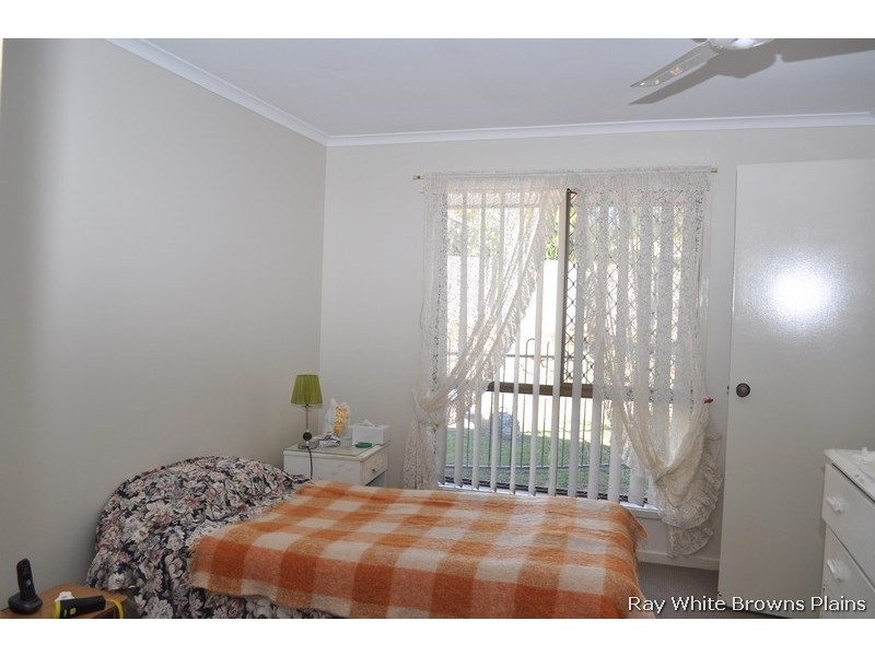 11 Vansittart Road, Regents Park QLD 4118