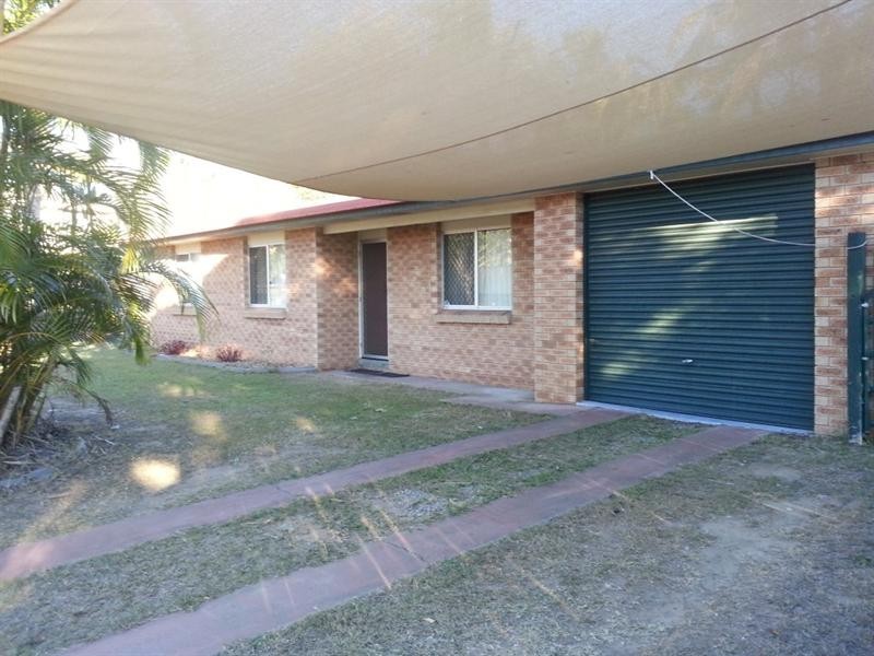 36 Seaton Street, Hillcrest QLD 4118
