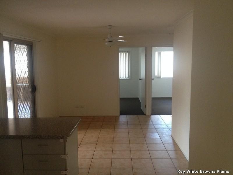 26 Federation Drive, Hillcrest QLD 4118