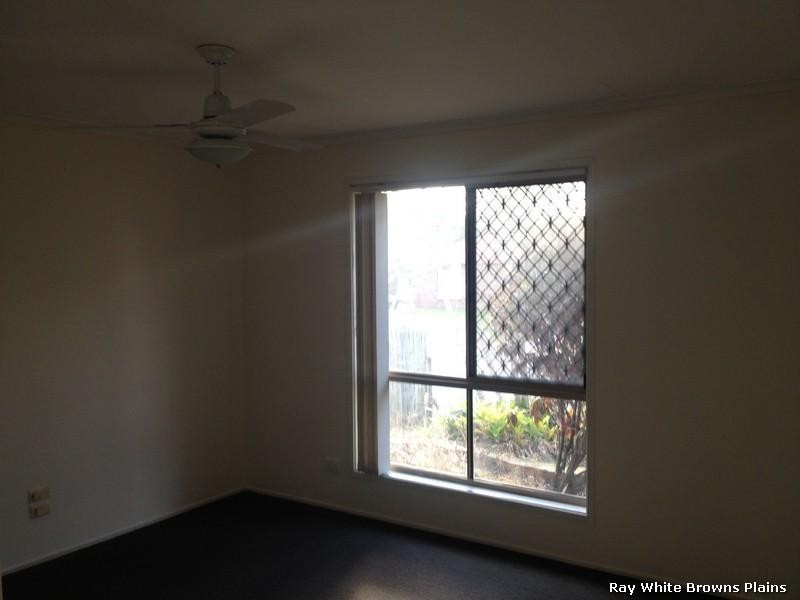 26 Federation Drive, Hillcrest QLD 4118