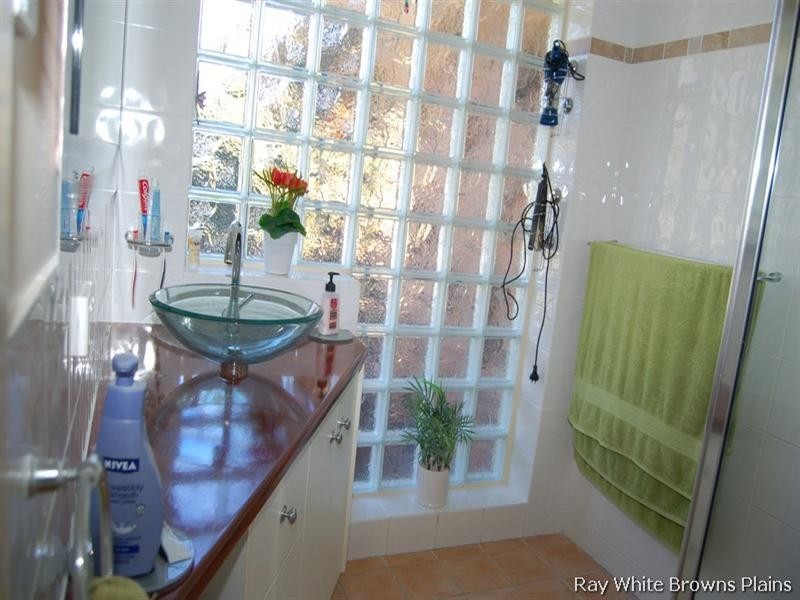 11 Dornock Drive, Boronia Heights QLD 4124