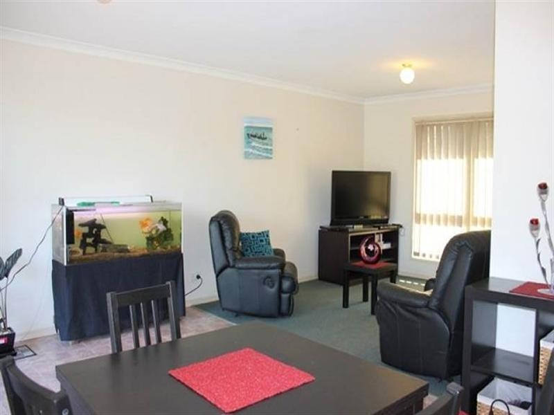 4 Isaac Court, Hillcrest QLD 4118