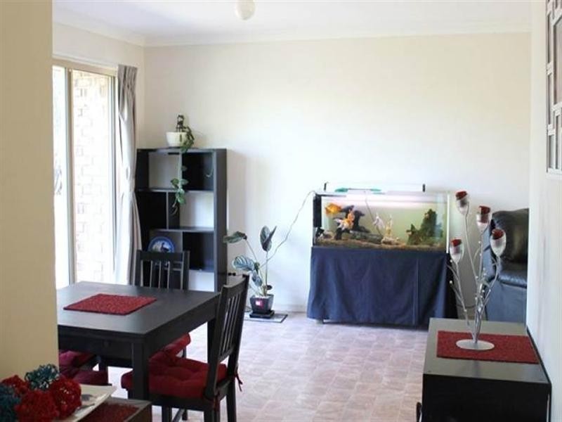 4 Isaac Court, Hillcrest QLD 4118