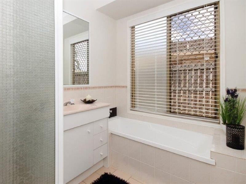 36 Maclean Drive, Boronia Heights QLD 4124