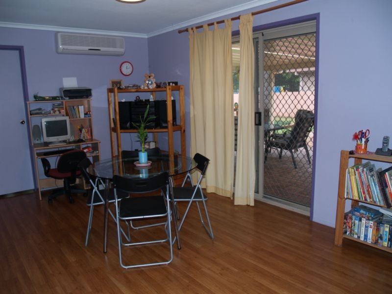19 Federation Drive, Hillcrest QLD 4118