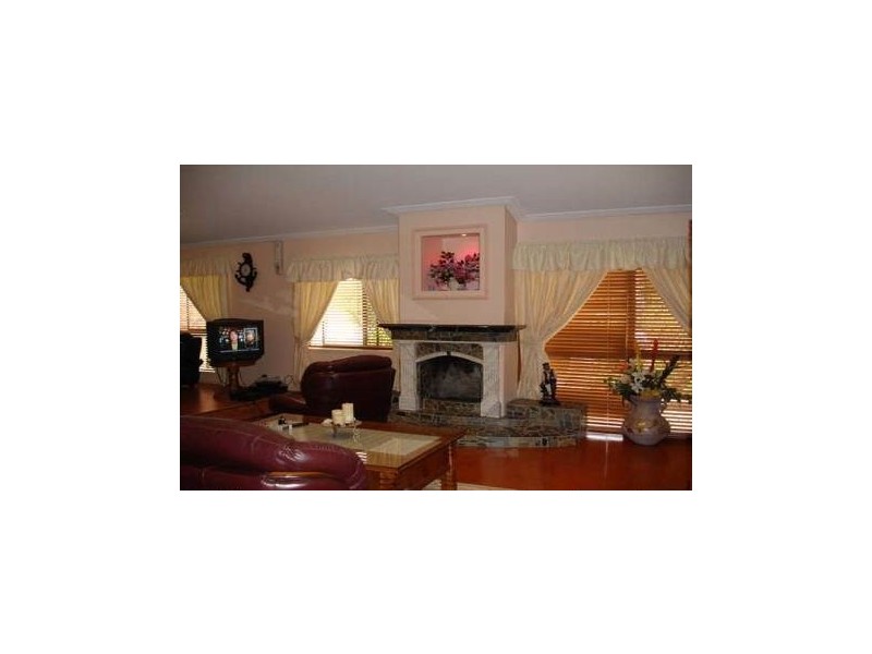 1 Cassia Street, Browns Plains QLD 4118