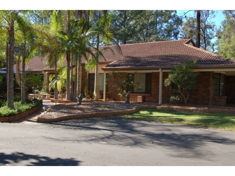 11 Jacaranda Avenue, Boronia Heights QLD 4124