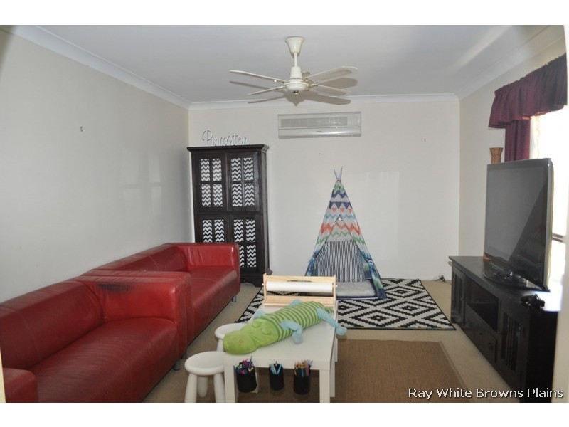 12 Grand Central Court, Boronia Heights QLD 4124