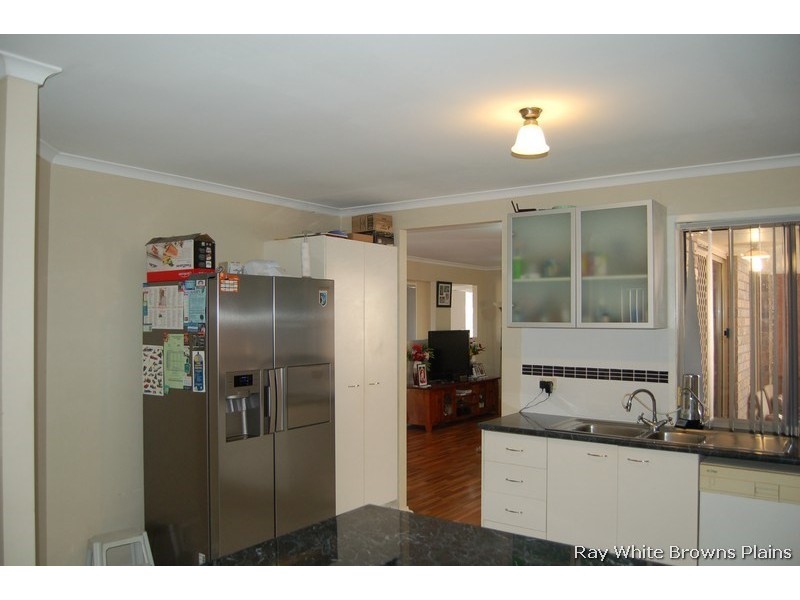 50 Bottlebrush Drive, Regents Park QLD 4118