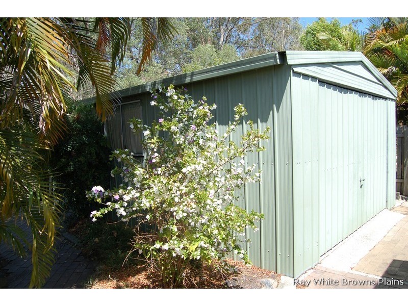 17 Conifer Street, Hillcrest QLD 4118