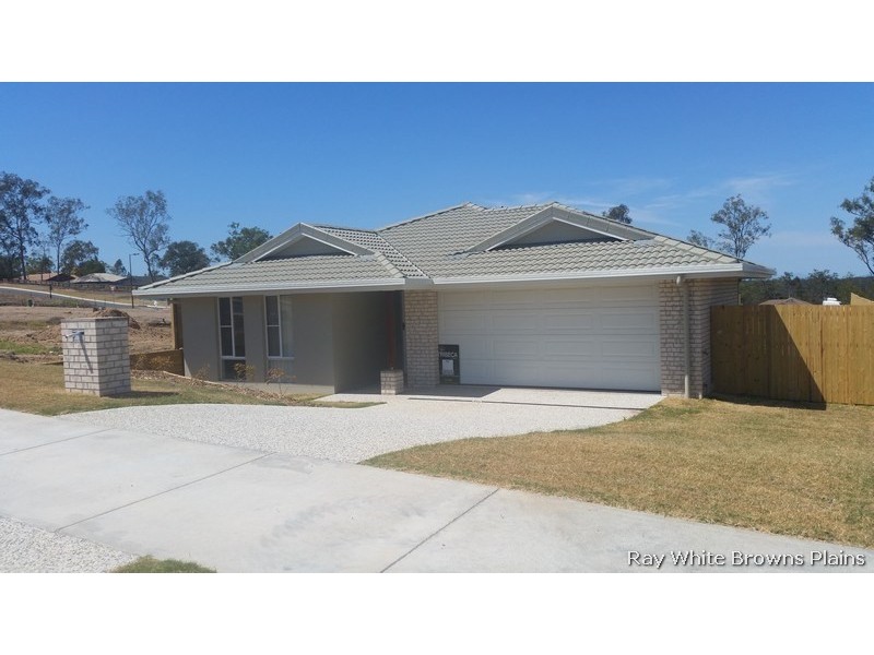 82 Atlantic Drive, Brassall QLD 4305