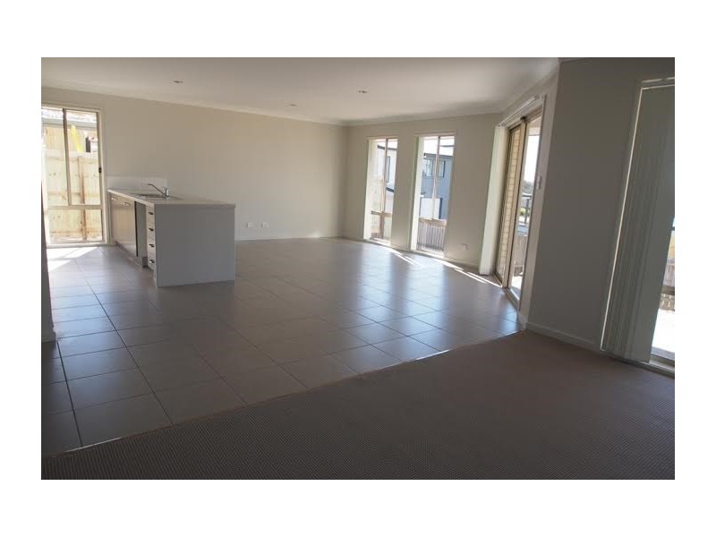 82 Atlantic Drive, Brassall QLD 4305