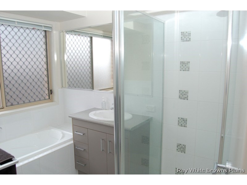 15 Tenielle Street, Boronia Heights QLD 4124