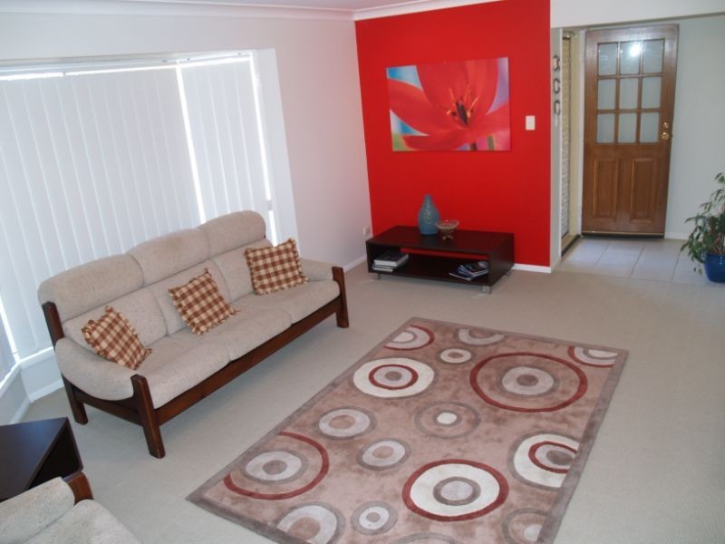 50 Redgum Drive, Regents Park QLD 4118