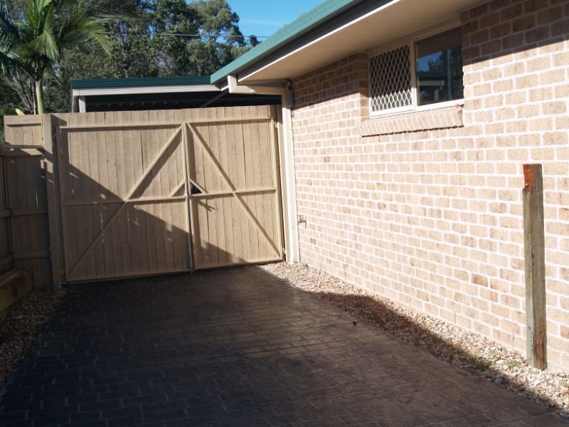 50 Redgum Drive, Regents Park QLD 4118