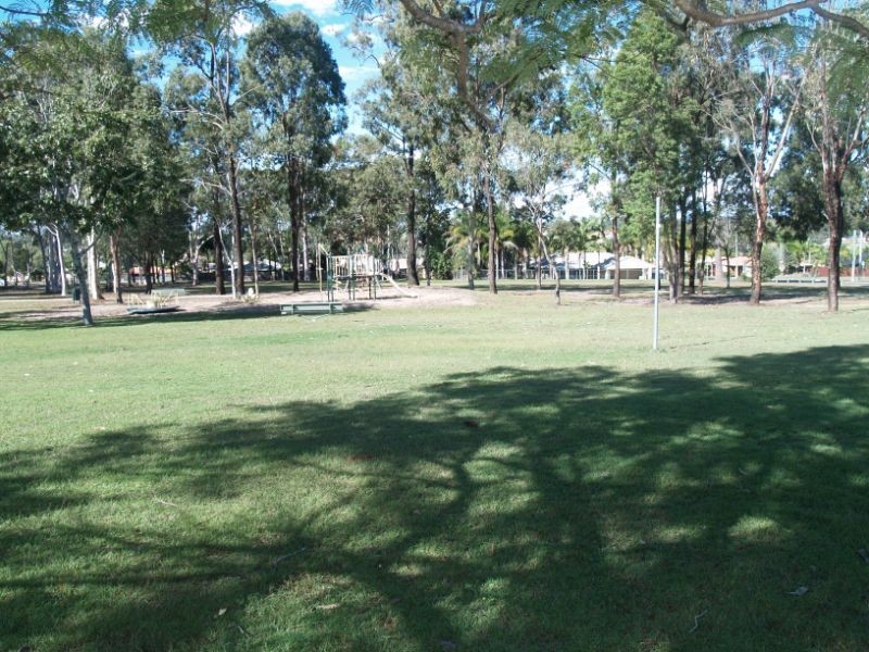 50 Redgum Drive, Regents Park QLD 4118