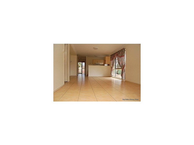 11 Thistle Street, Regents Park QLD 4118