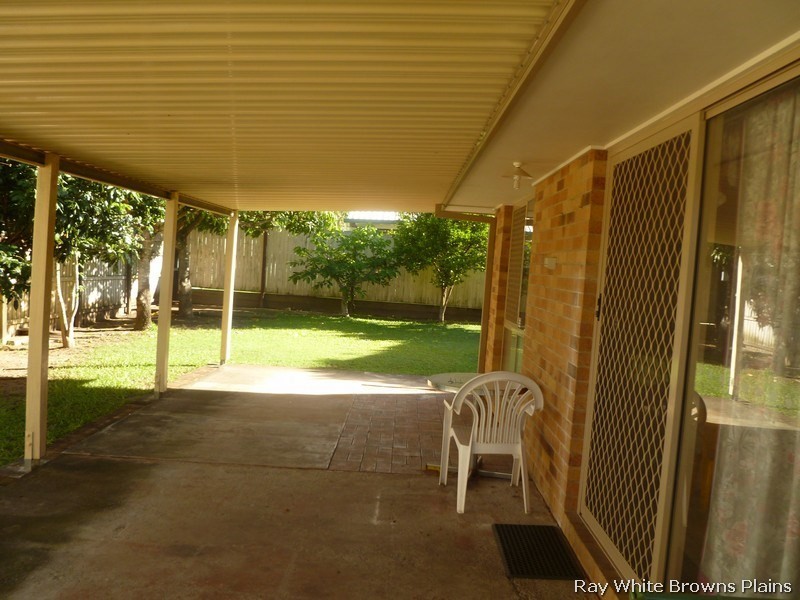 11 Thistle Street, Regents Park QLD 4118