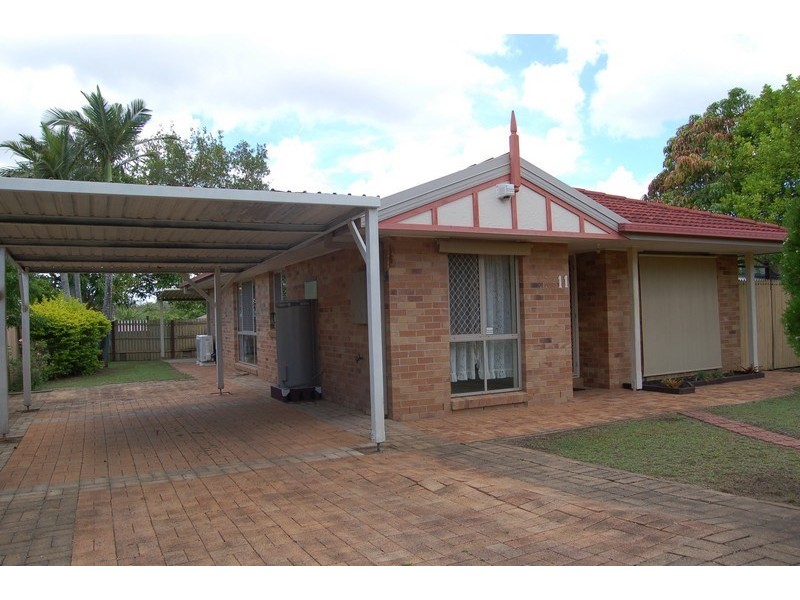 11 Thistle Street, Regents Park QLD 4118