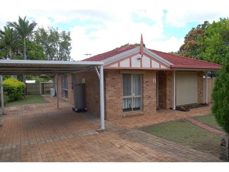 11 Thistle Street, Regents Park QLD 4118