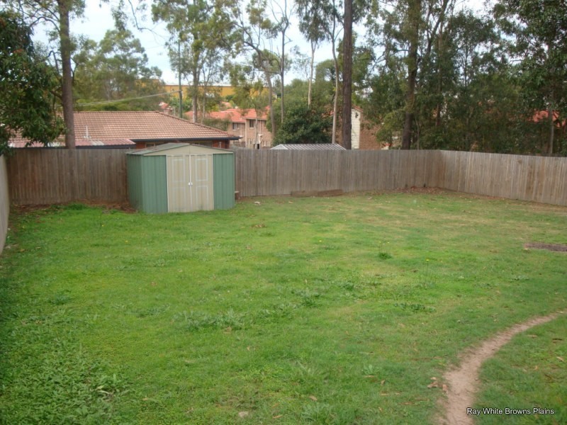 63 Conifer Street, Hillcrest QLD 4118