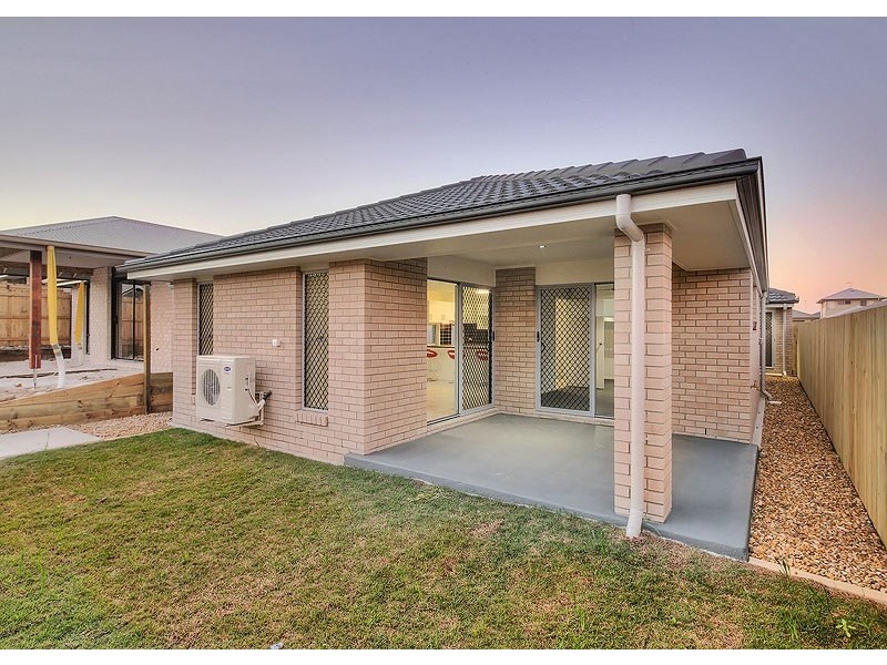 8 Bailey Street, Yarrabilba QLD 4207