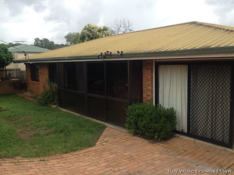 13 Hawkins Street, Springwood QLD 4127