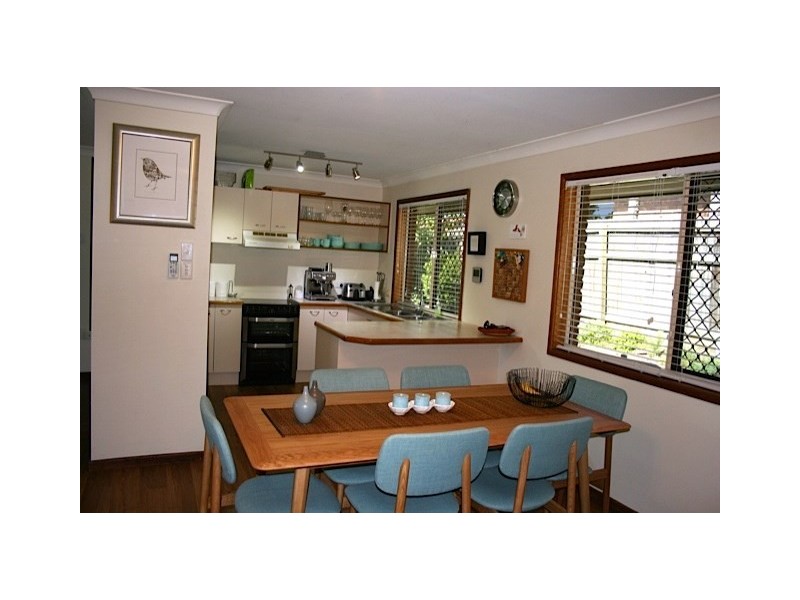 1 Iberis Court, Regents Park QLD 4118