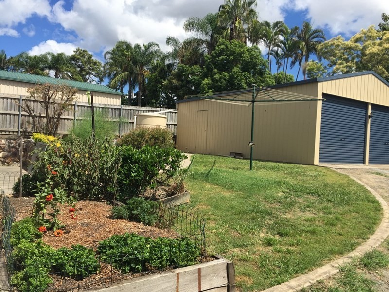 20 Dracon Street, Regents Park QLD 4118