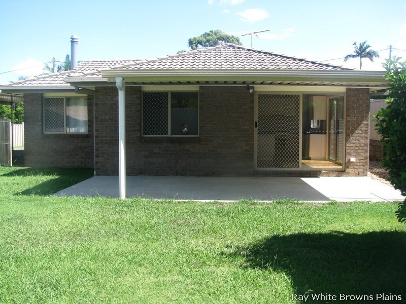 3 Lochore Court, Crestmead QLD 4132