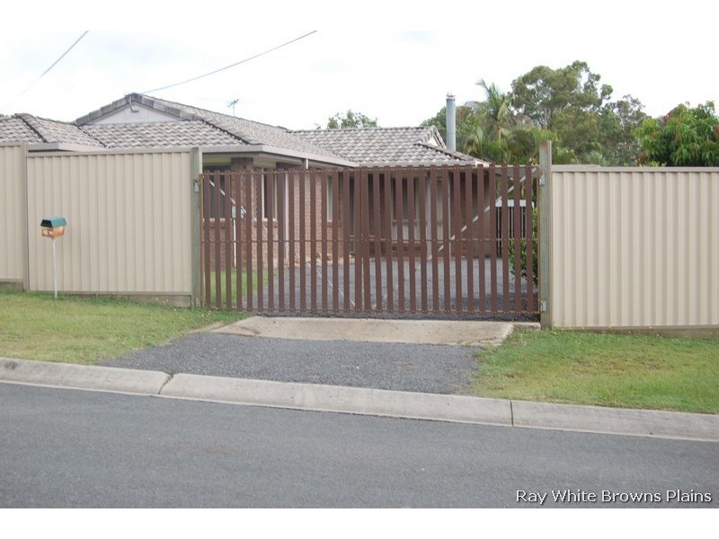 3 Lochore Court, Crestmead QLD 4132