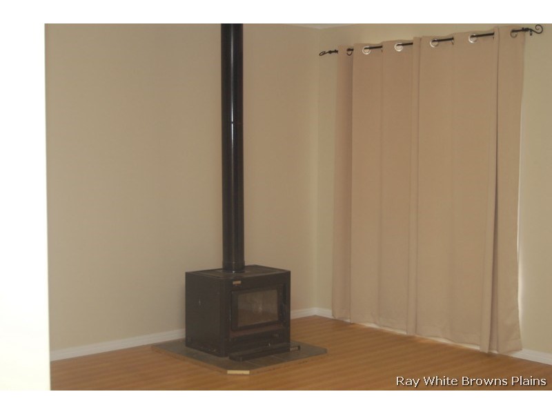 3 Lochore Court, Crestmead QLD 4132