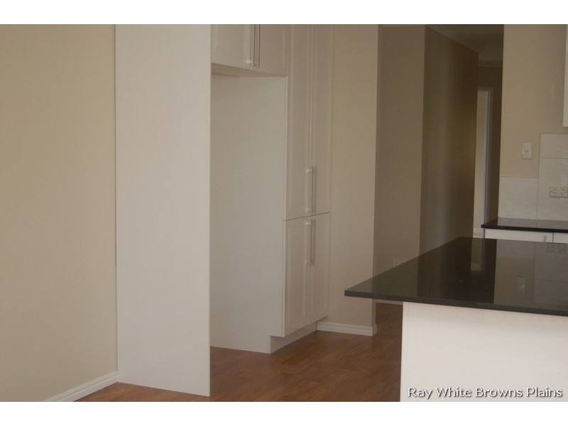 3 Lochore Court, Crestmead QLD 4132