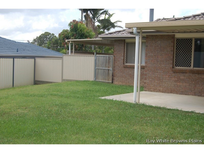 3 Lochore Court, Crestmead QLD 4132