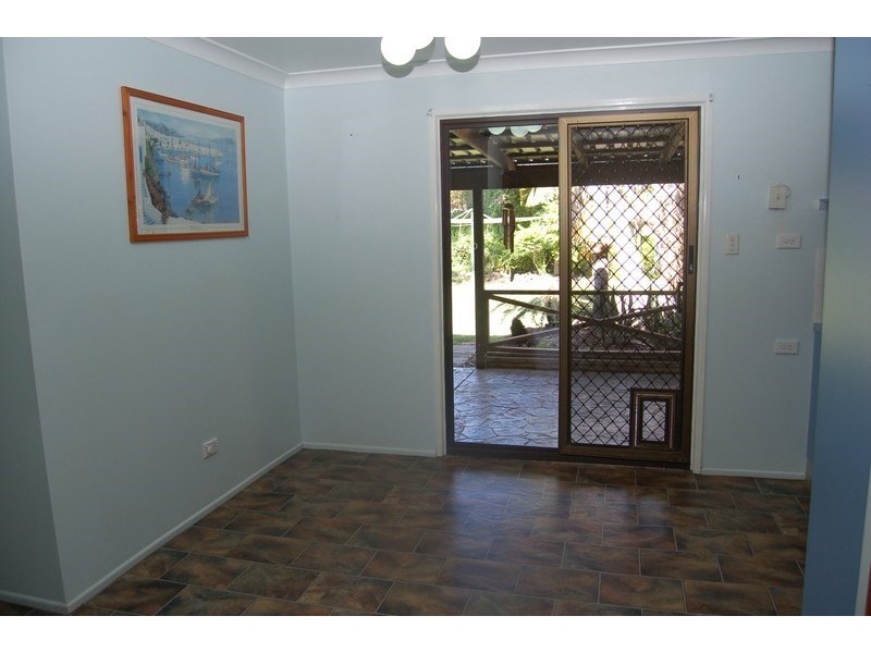 21 Emerald Drive, Regents Park QLD 4118