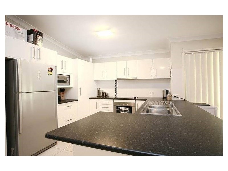 56 Owens Crescent, Regents Park QLD 4118