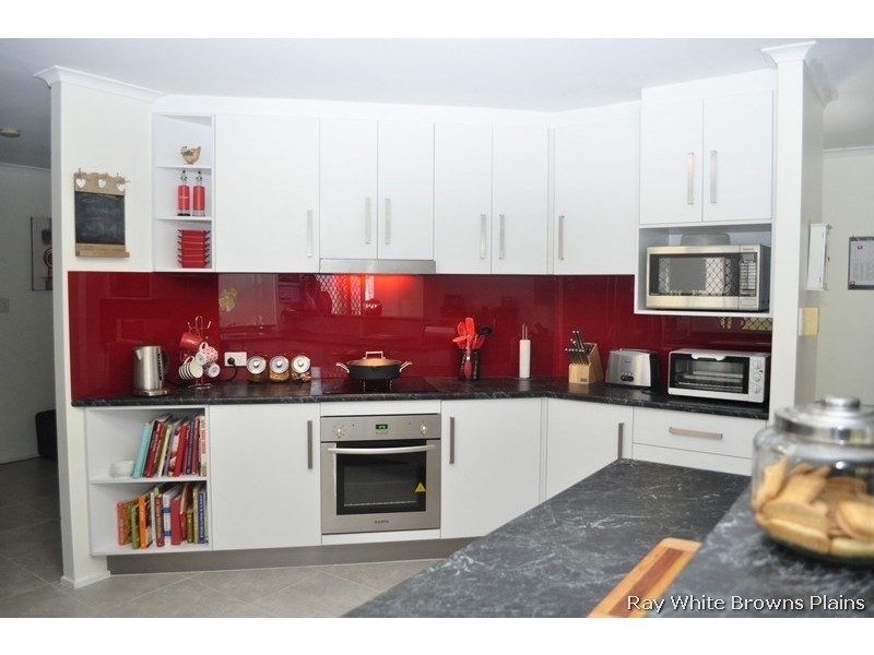 52 Federation Drive, Hillcrest QLD 4118