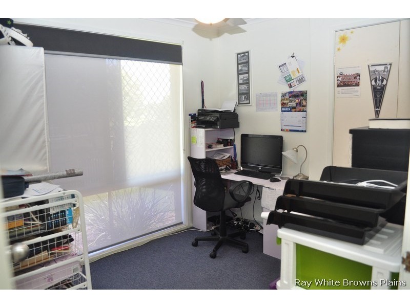 52 Federation Drive, Hillcrest QLD 4118