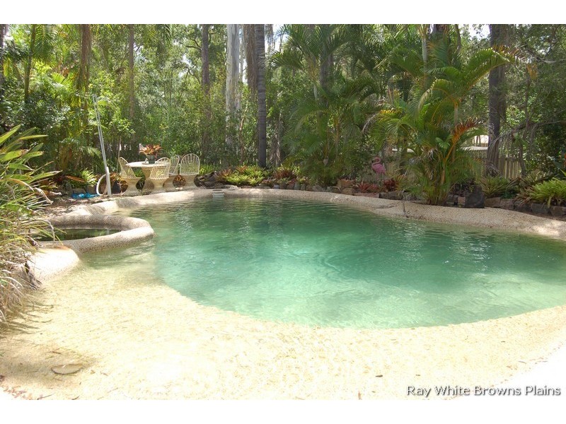 24-26 Grosvenor Court, Munruben QLD 4125