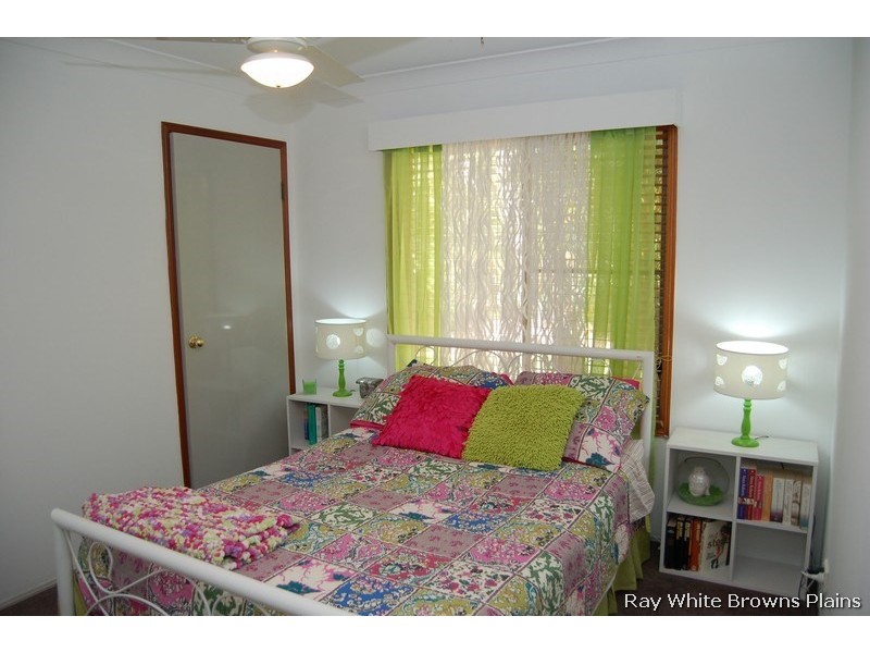 24-26 Grosvenor Court, Munruben QLD 4125