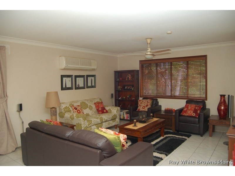 24-26 Grosvenor Court, Munruben QLD 4125