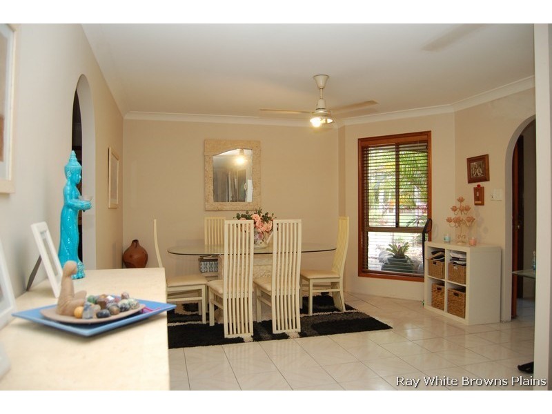 24-26 Grosvenor Court, Munruben QLD 4125