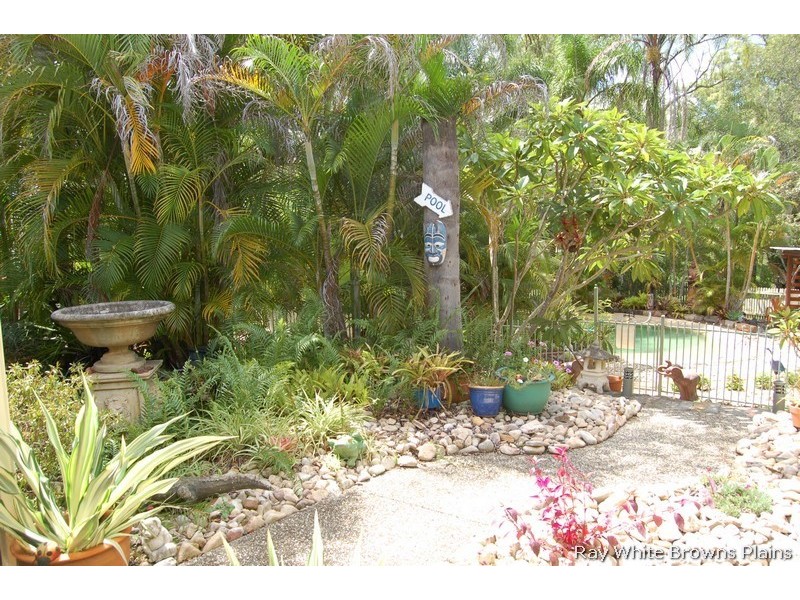 24-26 Grosvenor Court, Munruben QLD 4125