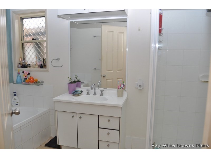 15 Venture Street, Crestmead QLD 4132