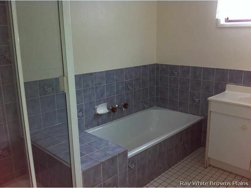 37 Enford Street, Hillcrest QLD 4118