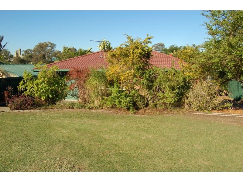 6 Ashwood Close, Hillcrest QLD 4118