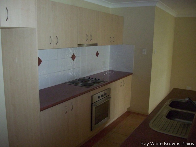 16 Felix Court, Crestmead QLD 4132