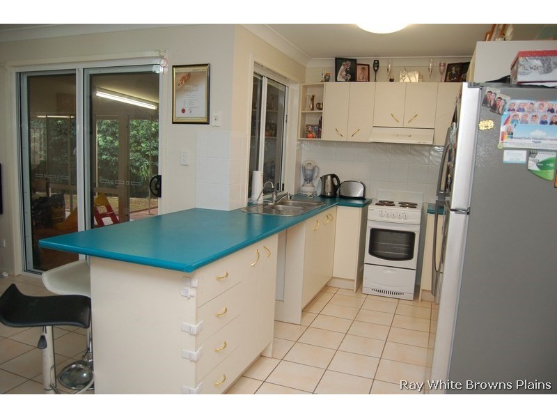 12 Stevens Court, Crestmead QLD 4132